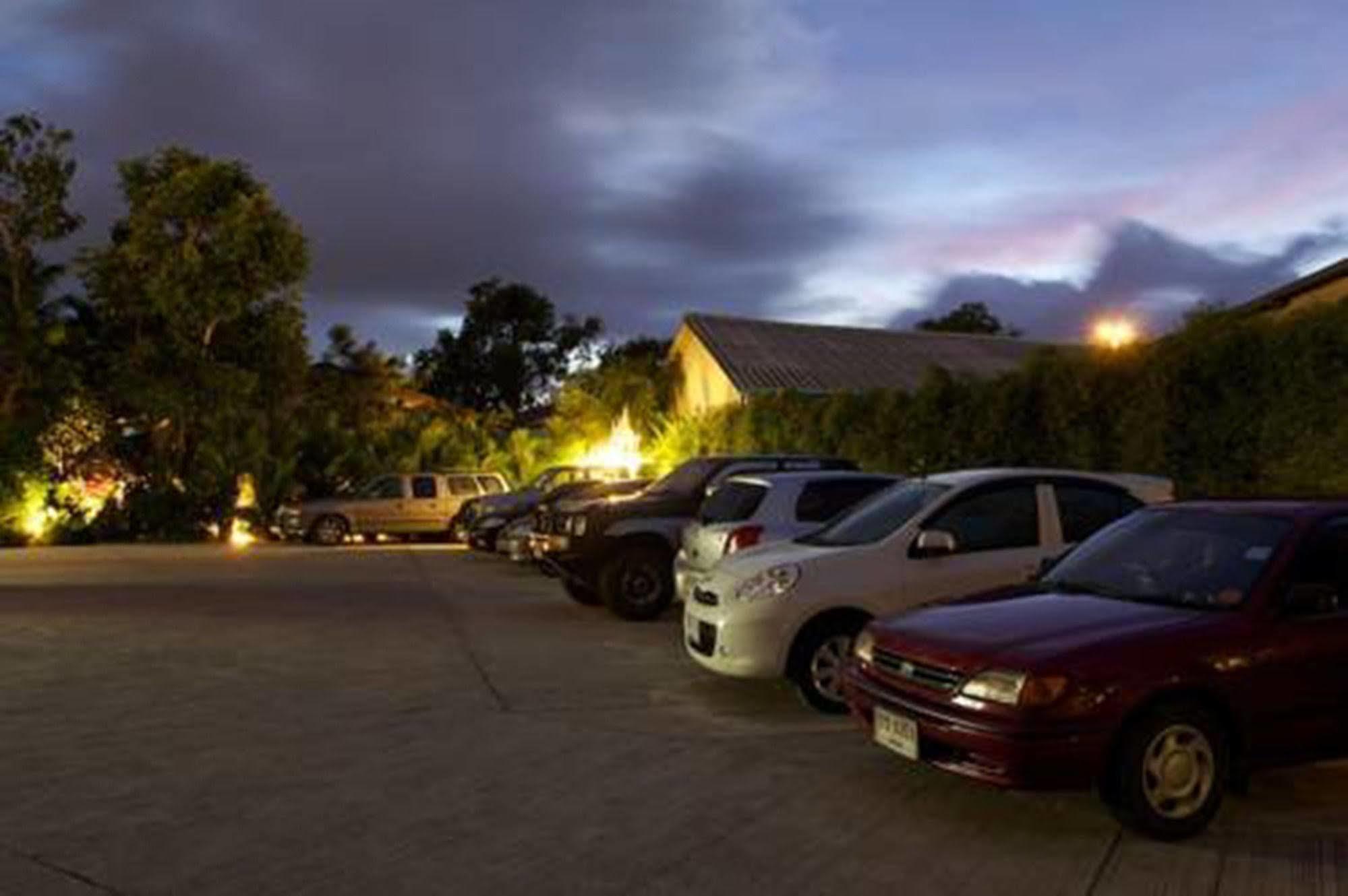 Airport Mansion Phuket Hotel Ban Bo Han Exterior photo