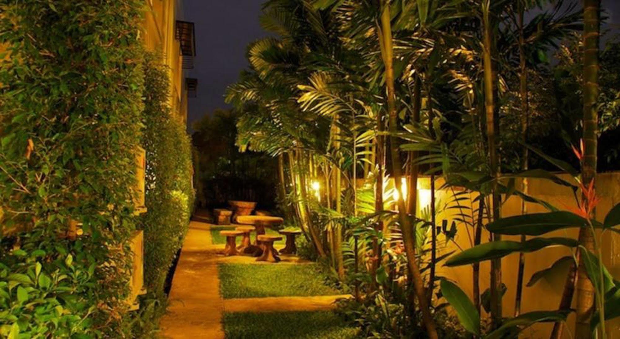 Airport Mansion Phuket Hotel Ban Bo Han Exterior photo