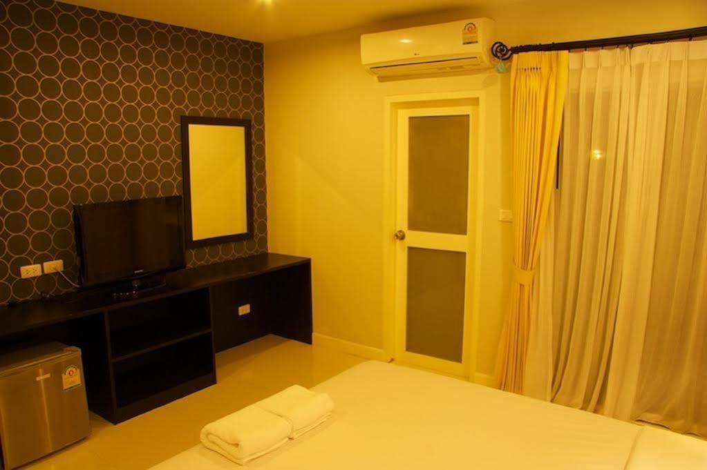 Airport Mansion Phuket Hotel Ban Bo Han Exterior photo